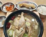 制作参鸡汤时如何挑选新鲜的鸡肉和人参？