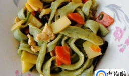 怎样用菠菜叶做蔬菜面条？