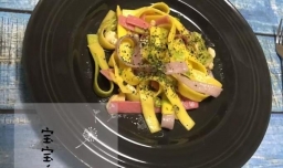 如何做鸡肉炒面?