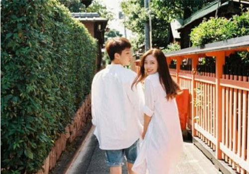 男人对一个女人上瘾的表现