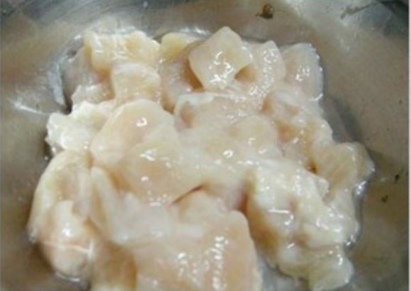 宫爆鸡丁的做法