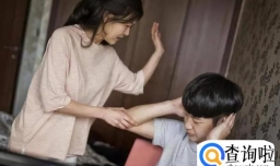 低层次家长总爱讲道理，高层次家长却在专注做3件事，难怪娃优秀