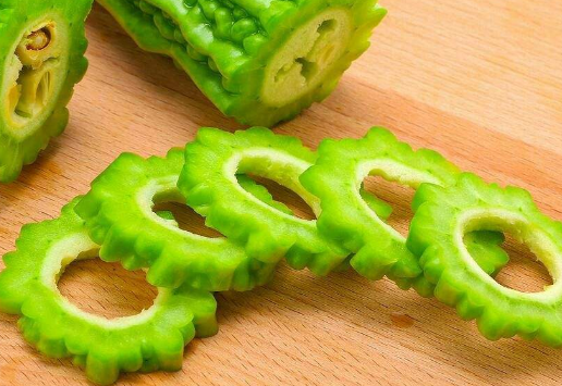 苦瓜可以直接生吃吗