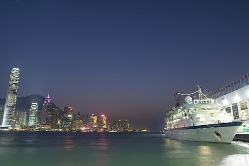 一夜又一夜打一字