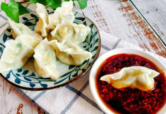 抄手和饺子的区别