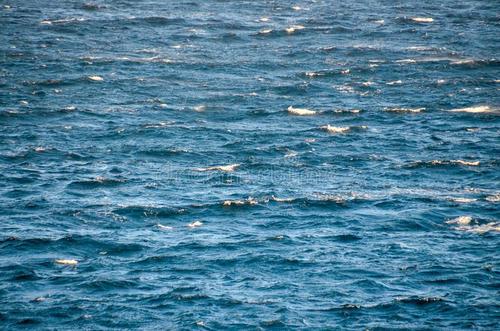 为什么海水是咸的