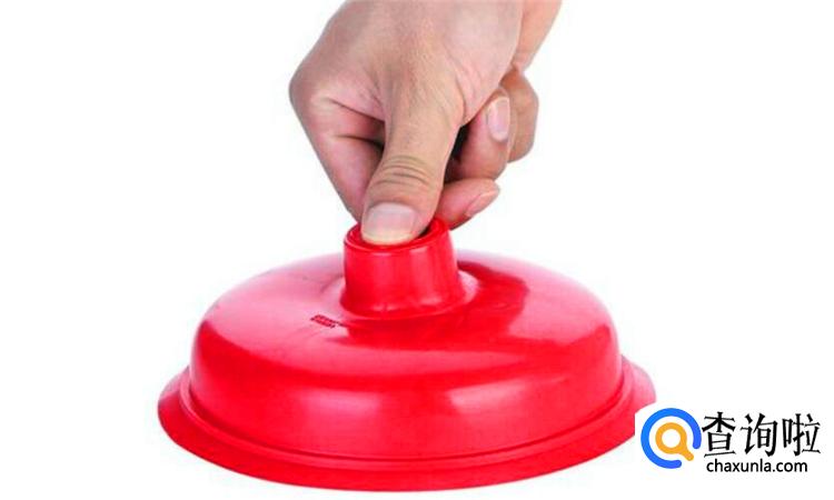 皮揣子吸不住马桶口怎么办