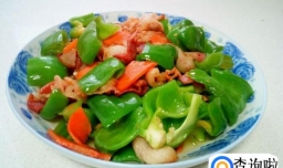 青椒炒培根的家常做法