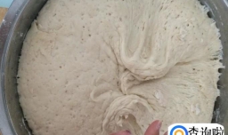 揭秘辣条制作过程,辣条的制作过程图片