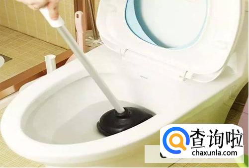 马桶被纸堵了怎么办
