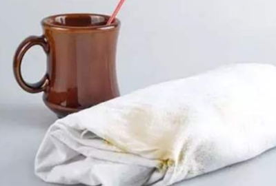 奶茶渍很久了能洗掉吗