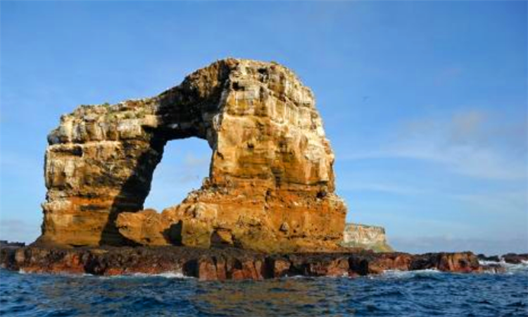 厄瓜多尔人口和面积