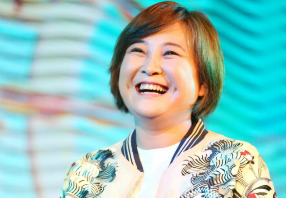 贾玲为什么这么火?