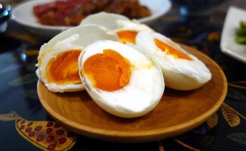 卖咸鸭蛋什么意思