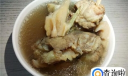 莲藕炖扇骨的做法