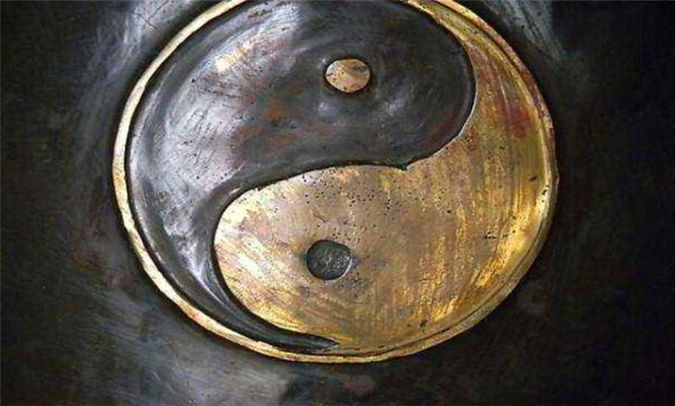 乾坤是什么意思