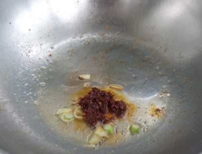 麻辣鸡丁的做法