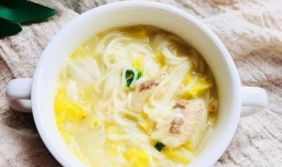 如何做娃娃菜鱼汤面？