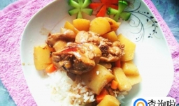 美味的鸡腿土豆盖饭怎么做？