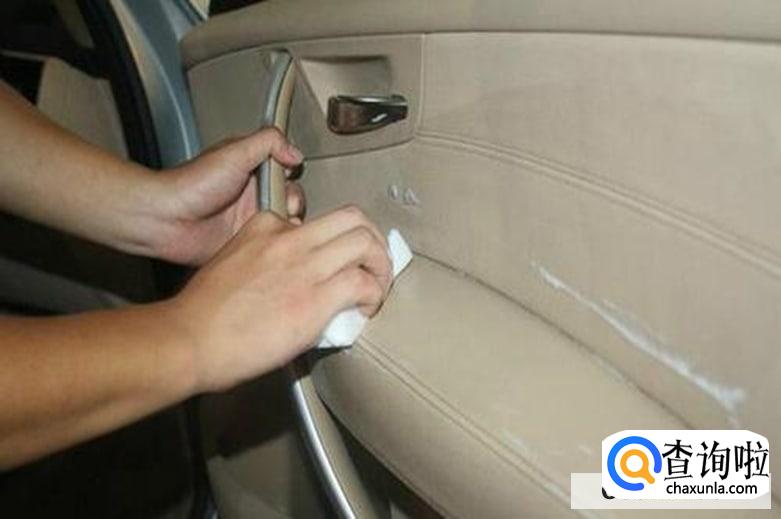 怎样正确清洗真皮汽车座椅