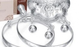 满月礼物送什么好