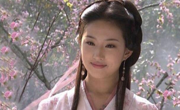 莞尔一笑的意思是什么?