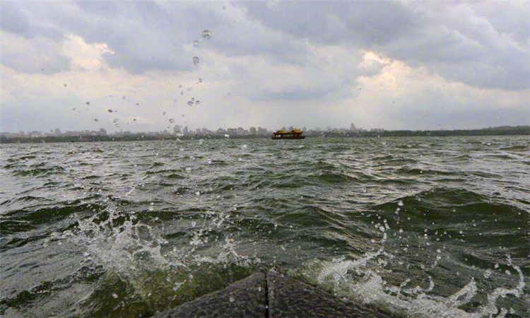 七月俗称什么月