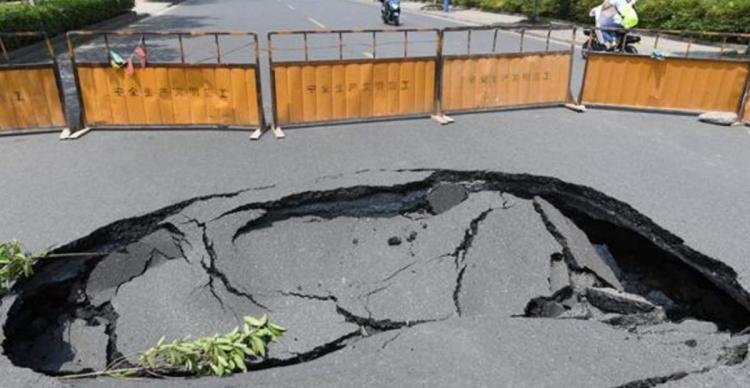 为什么会发生地震