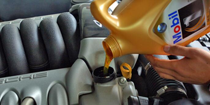 机油多久换一次