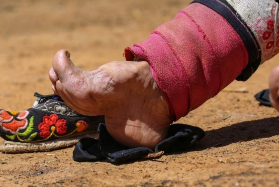 三寸金莲是多少码的脚