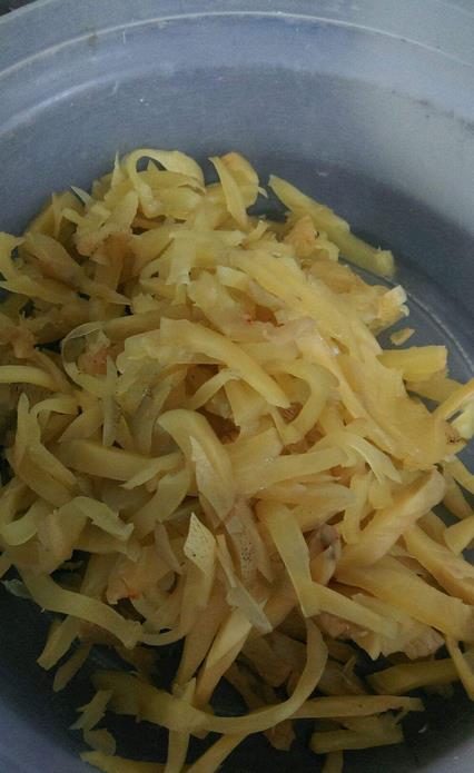 榨菜肉丝为何吸引众人？