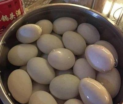 腌鸭蛋的做法