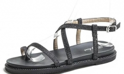 超短裤搭配什么鞋子女