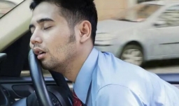 开车容易犯困的情况