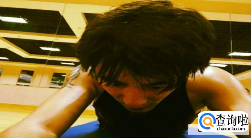 腹肌撕裂者是什么?