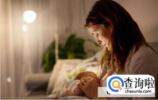 总是感觉宝宝吃奶很累应该怎么办