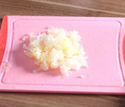 银耳莲子汤的做法