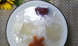 怎样做美味的百合雪梨红枣粥？