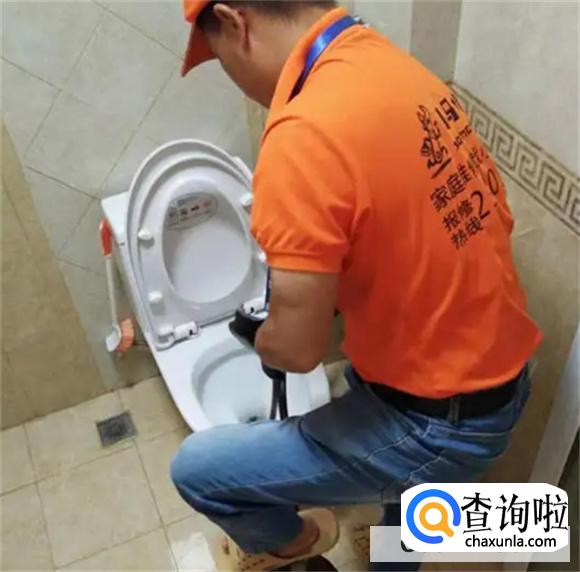 卫生间厕所堵了怎么办