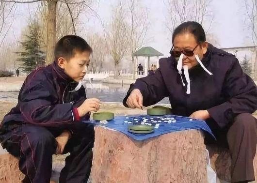 女儿的儿子称外甥还是外孙