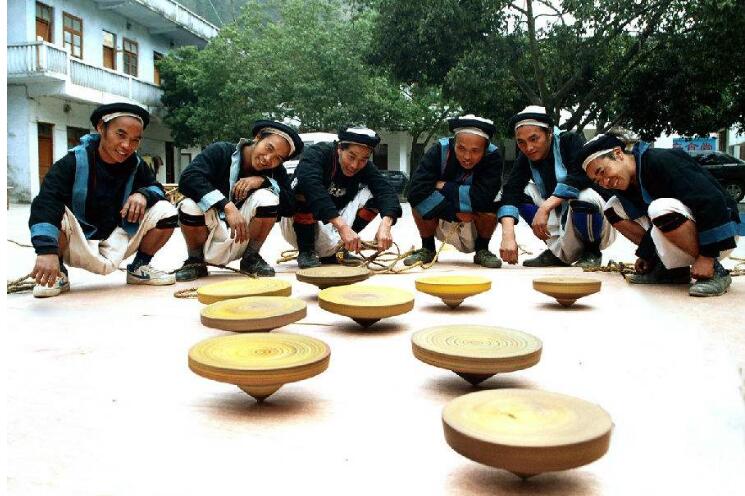 陀螺节是哪个民族的节日