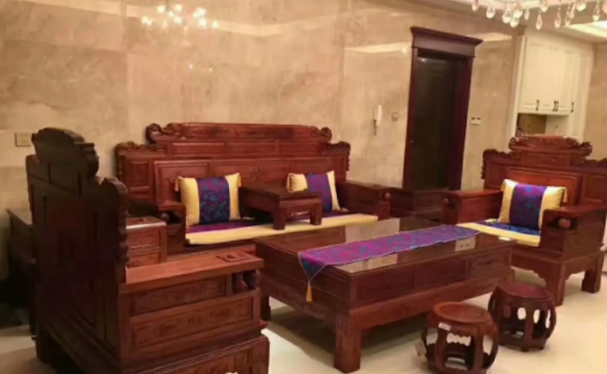 如何更好地保养红木家具?