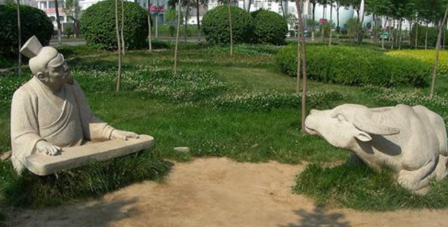 对牛弹琴的故事和寓意