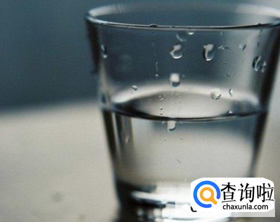 早晨空腹喝白水对身体的好处