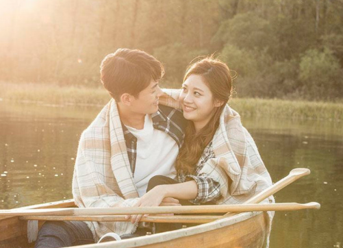 玩游戏女朋友生气怎么哄