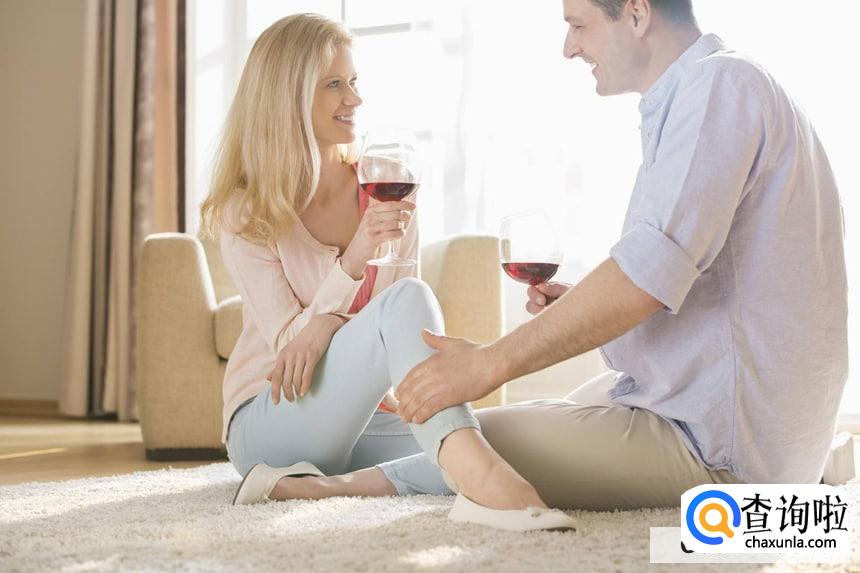 爱人出轨应不应该直接离婚