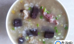 瘦肉牛血滚粥的做法