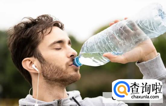 不能胡乱喝水的原因