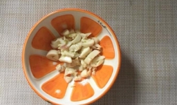 如何做蒜薹炒肉？