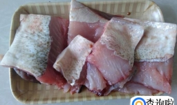 香煎鱼腩伴花生